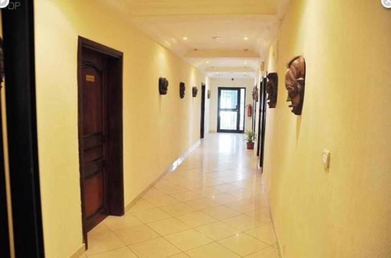 Hotel Vallee Des Princes Douala Dış mekan fotoğraf